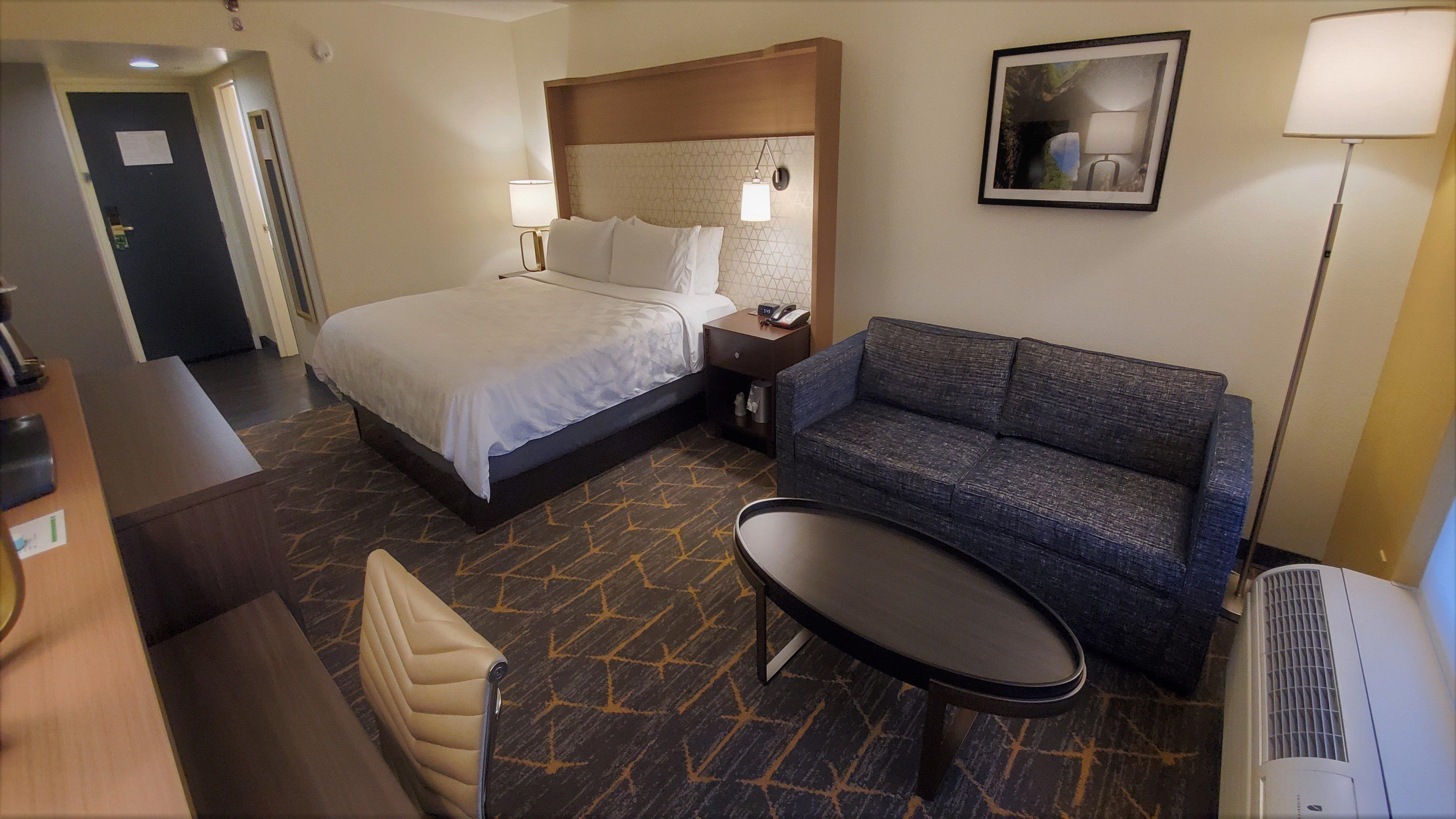 Holiday Inn Staunton Conference Center By Ihg Exterior photo