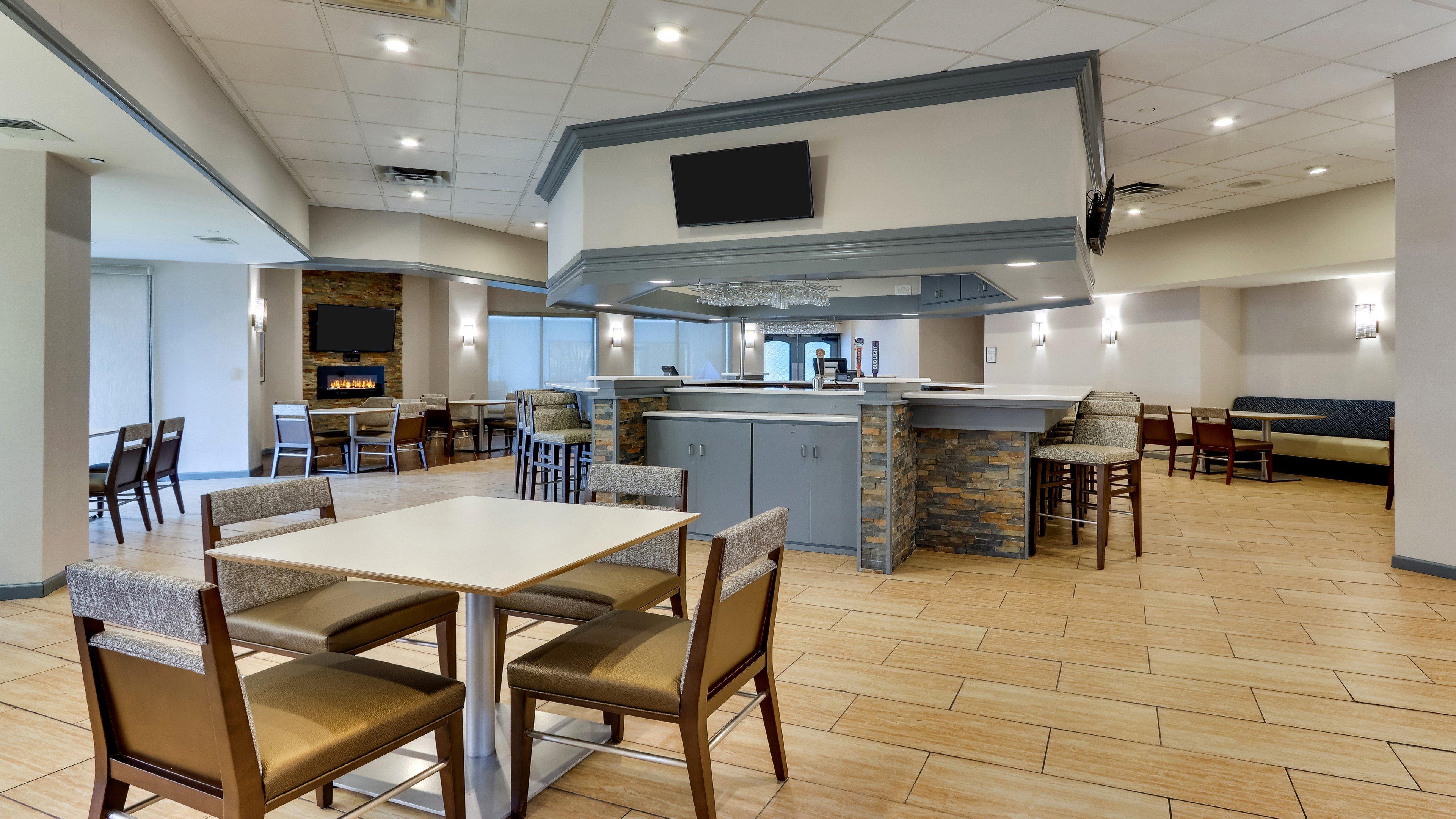 Holiday Inn Staunton Conference Center By Ihg Exterior photo