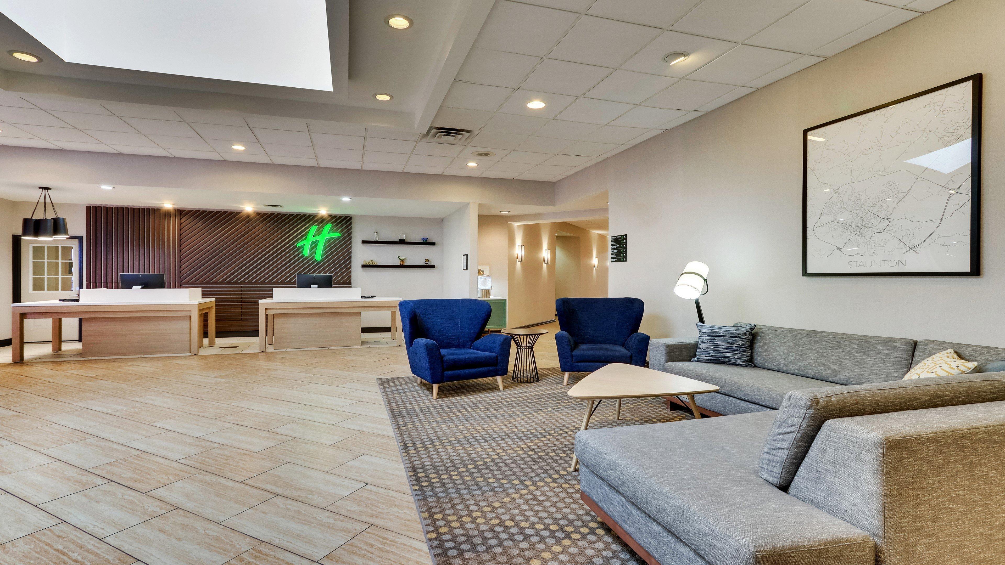 Holiday Inn Staunton Conference Center By Ihg Exterior photo