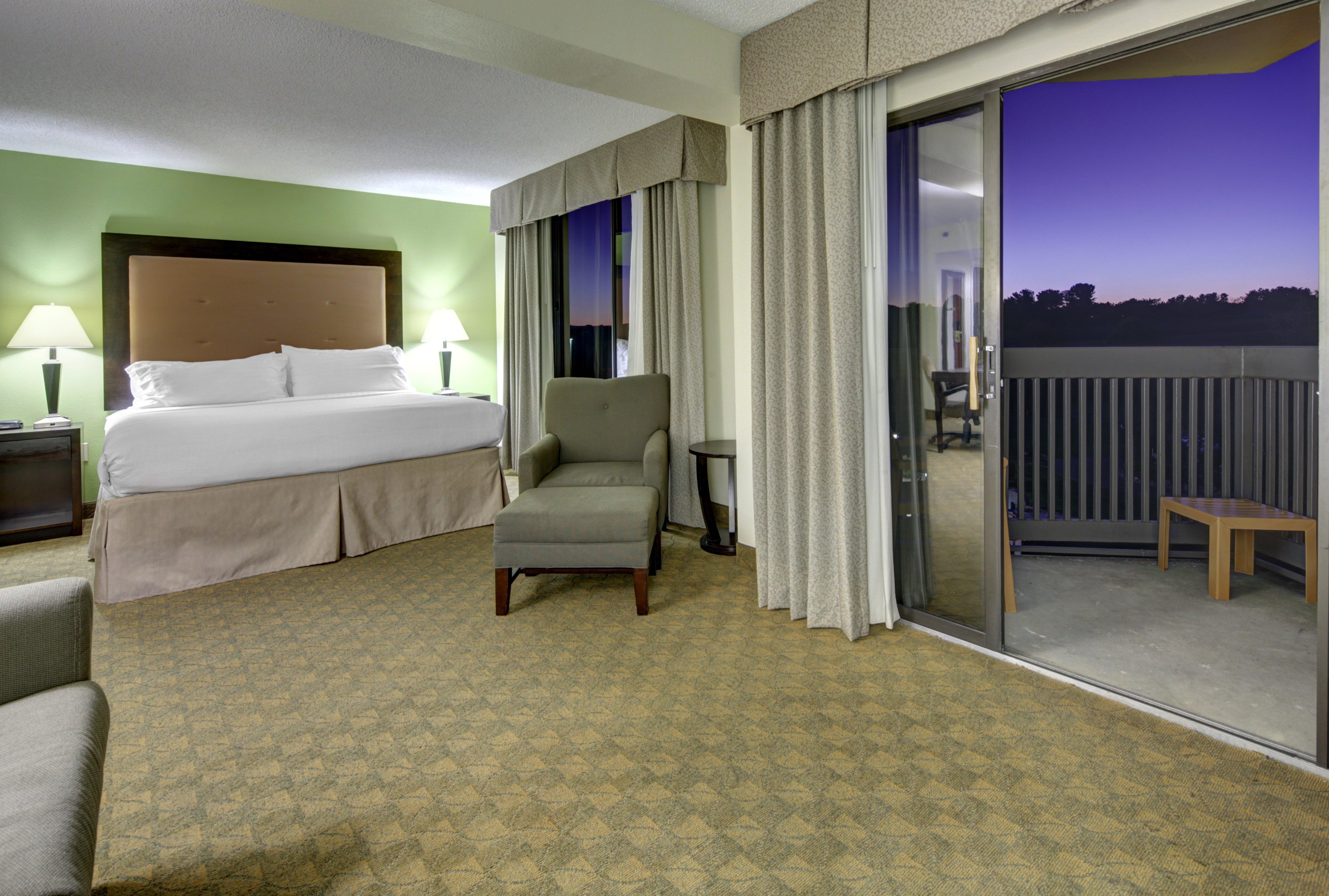 Holiday Inn Staunton Conference Center By Ihg Exterior photo