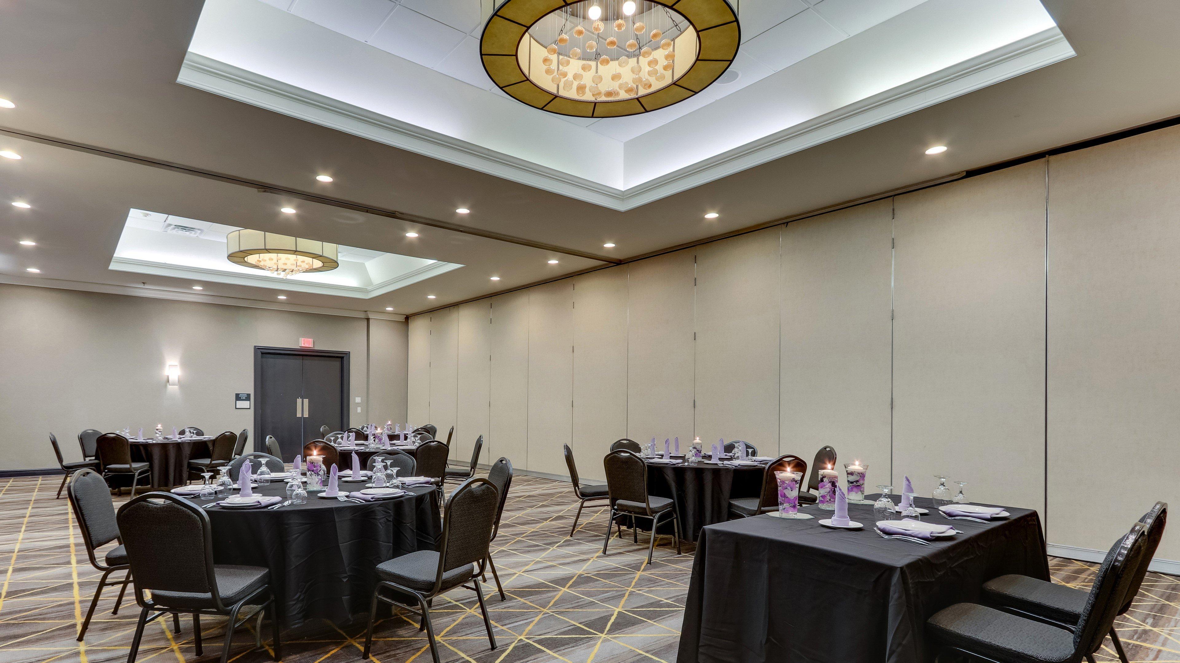 Holiday Inn Staunton Conference Center By Ihg Exterior photo